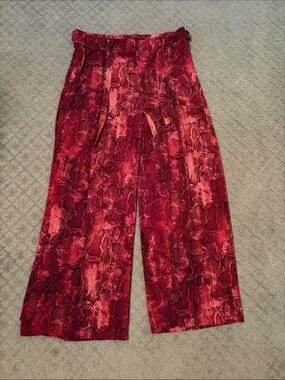 WHBM Red Snake Print Wide-Leg Pants L
